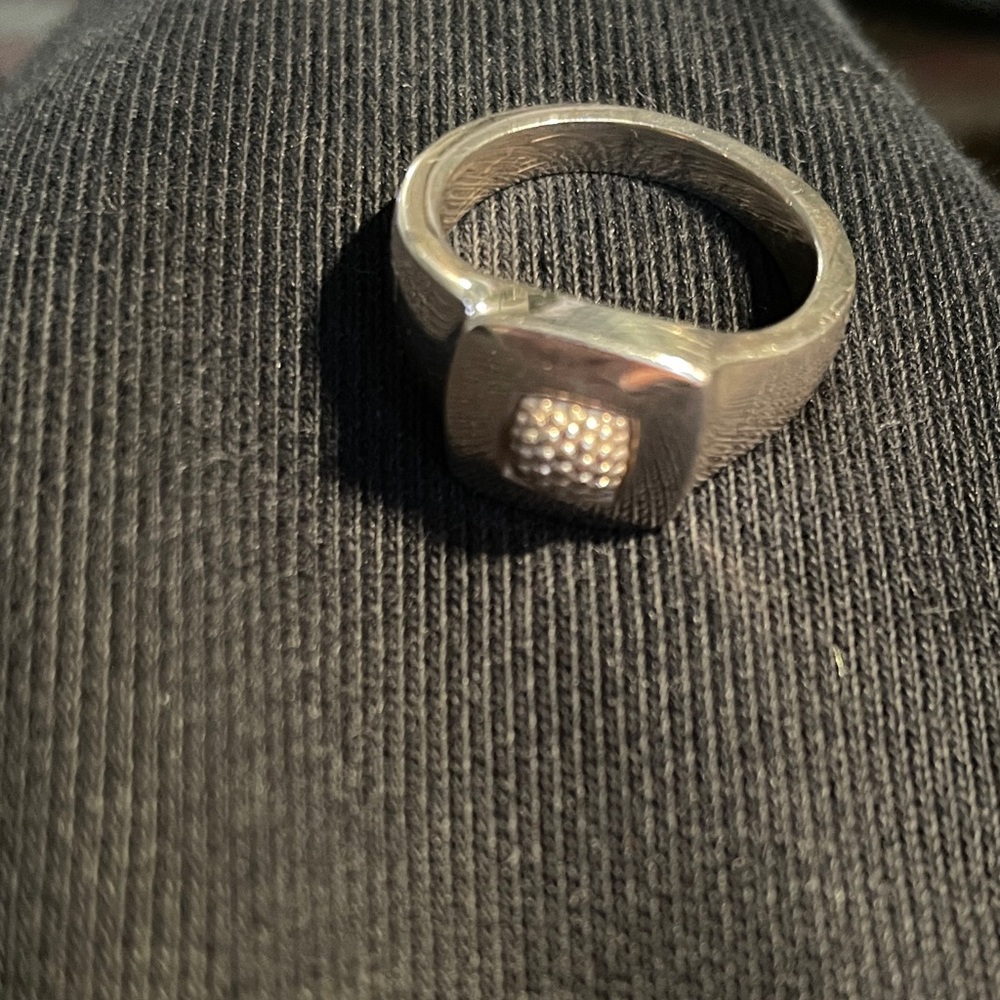 Lagos Caviar Sterling Silver Signet Ring Unisex
